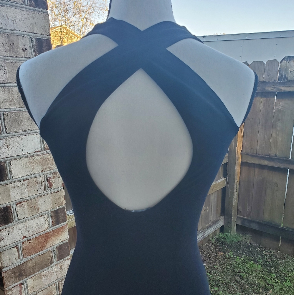 Bebe Dress - Picture 7 of 11